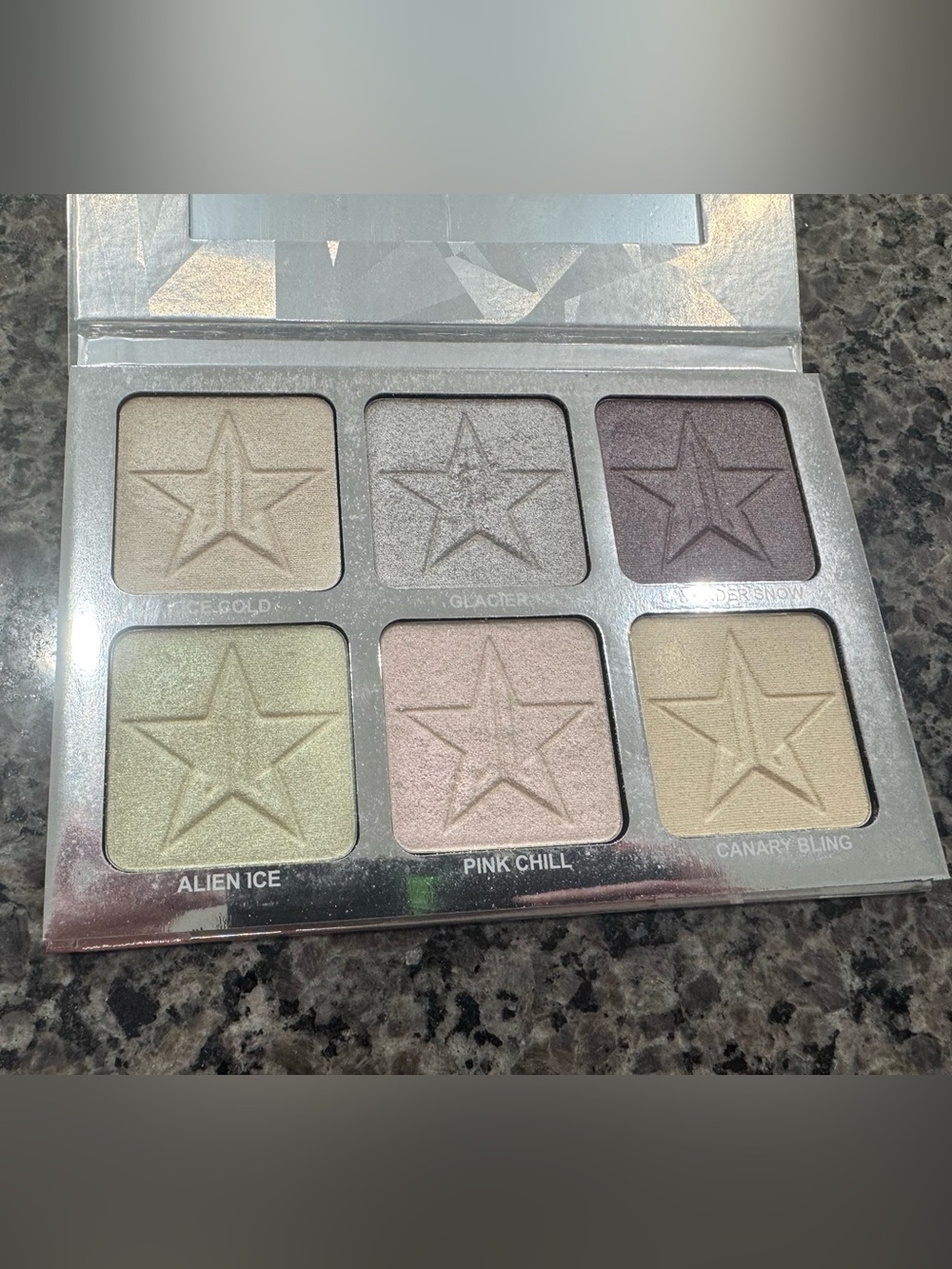 Jeffree Star Eyeshadow Palette — gently used platinum pro eye palette